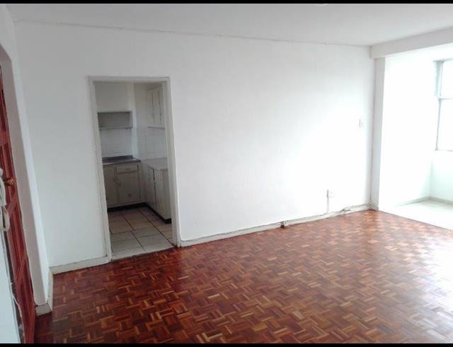 2 BEDROOM APARTMENT TO LET IN SOUTH BEACH